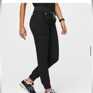 Figs Zamora Scrub Pants Black Regular Length